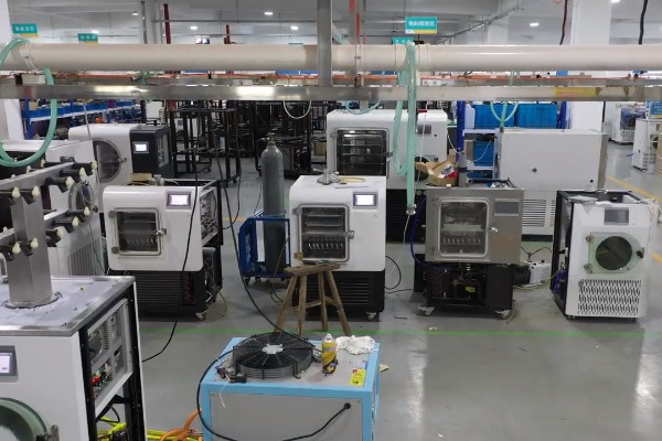 多種型號冷凍干燥機與層析實驗冷柜生產現場實拍視頻
