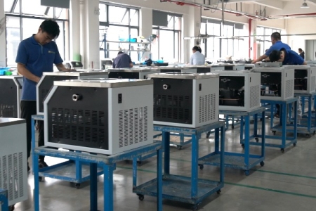 不只是脫水那么簡單，深度揭秘小型真空冷凍干燥機背后的科學原理