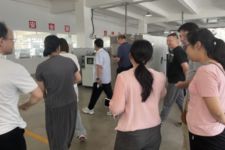 合作商家與總公司領導齊聚新芝凍干 共探技術賦能新篇章