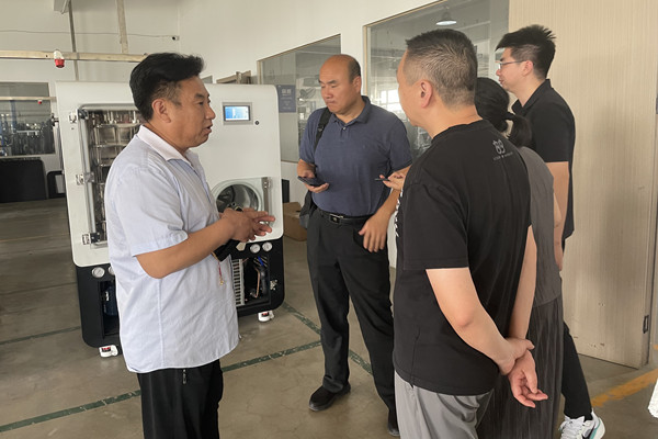 合作商家與總公司領(lǐng)導(dǎo)齊聚新芝凍干 共探技術(shù)賦能新篇章 圖2