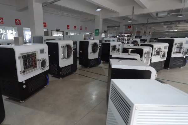 藥品凍干機(jī)的工藝優(yōu)化、合規(guī)挑戰(zhàn)及智能升級(jí)